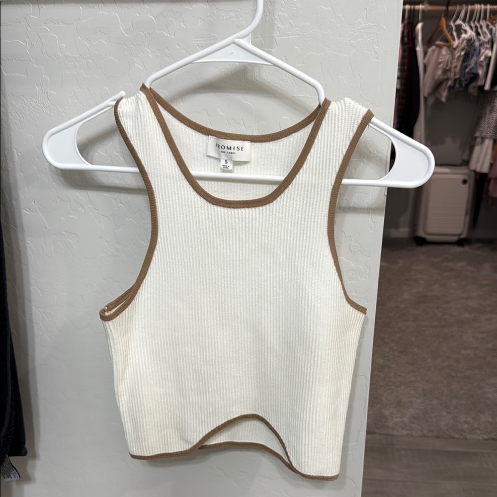 Promise Women's White and Brown Ribbed Tank Top size small